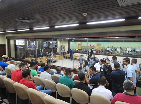 Militares estaduais se mobilizam para acompanhar votação de PL que reestrutura carreiras